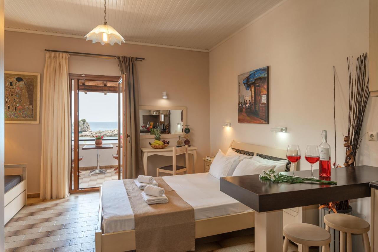 Krioneri Beach Studios بارغا المظهر الخارجي الصورة